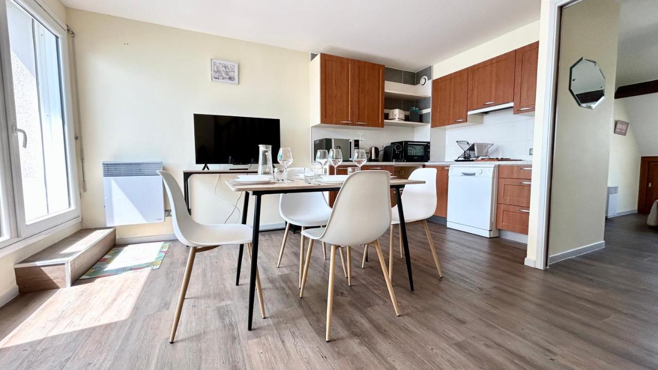 Plein Sud, Appartement Vue Baie, Acces Direct Plage Крот Екстериор снимка